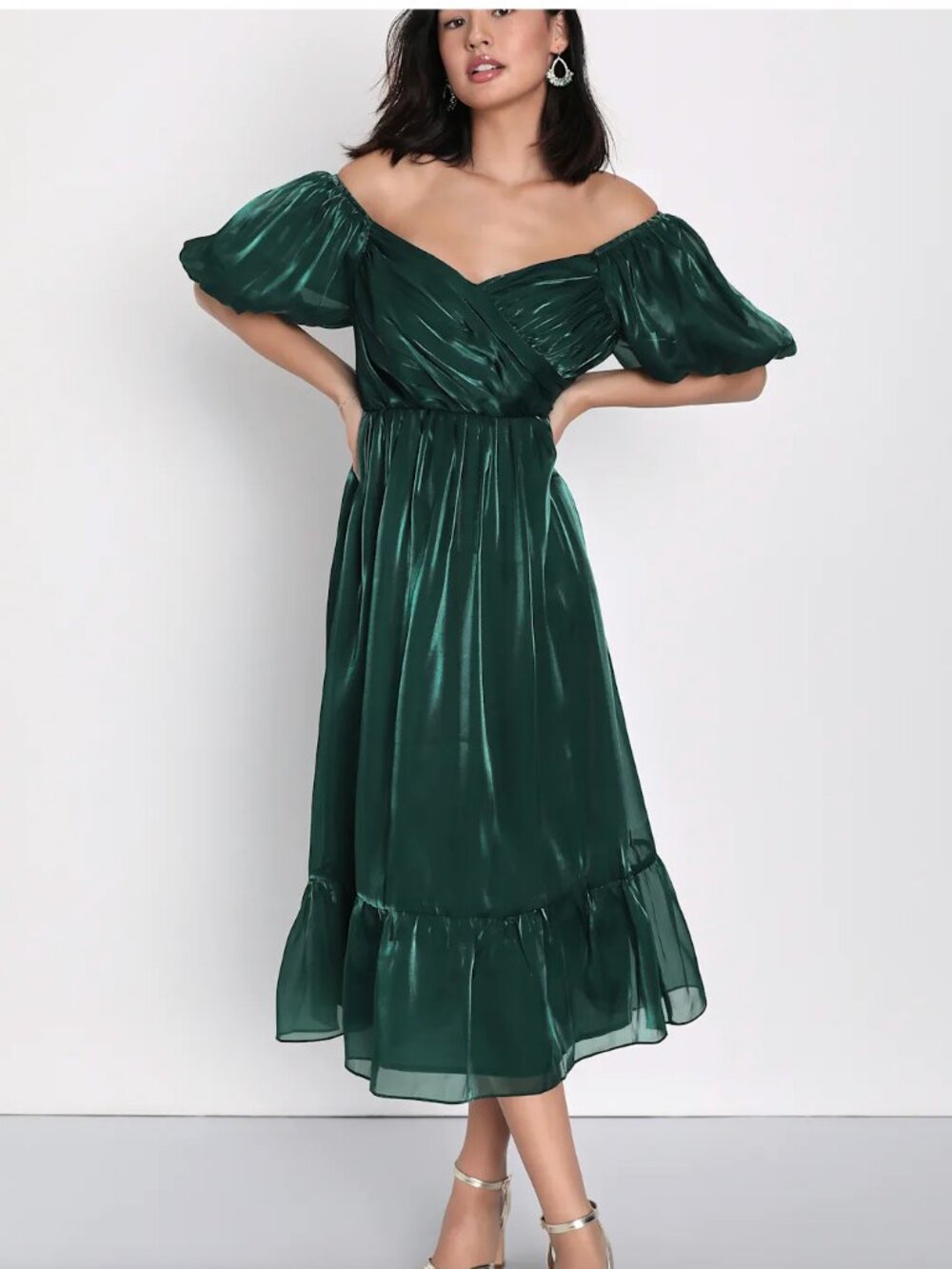 Lulu's emerald green puff sleeve dress